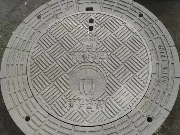 铸铁井盖