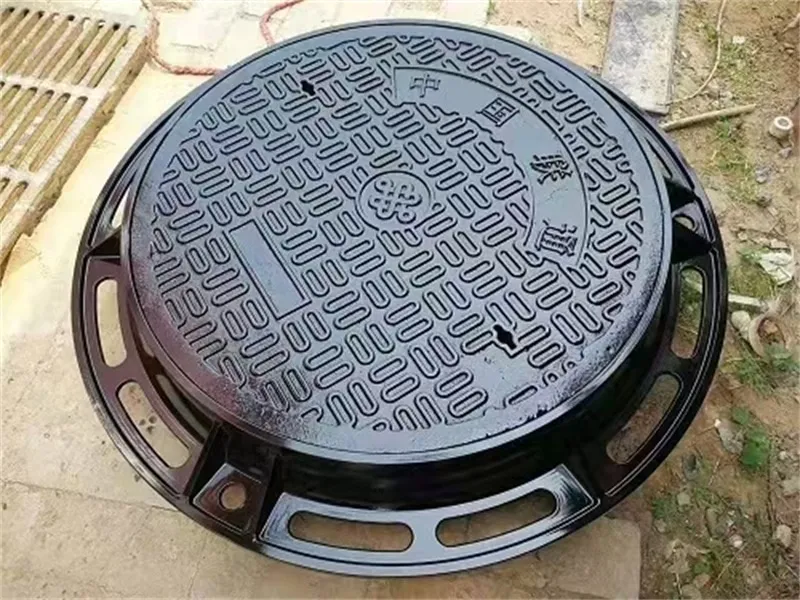 铸铁井盖